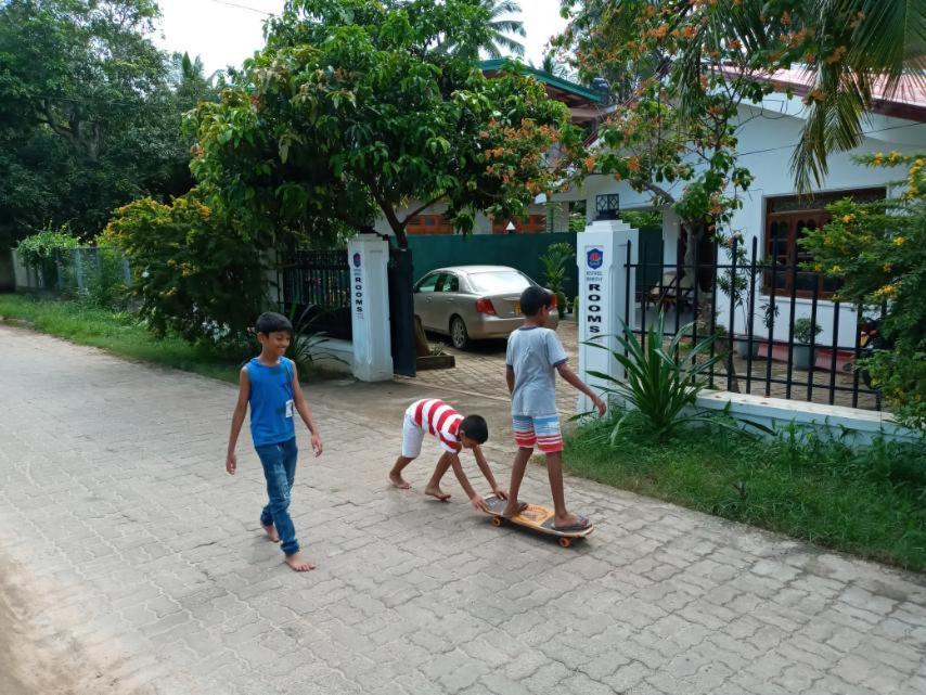 Restwell Homestay دامبولا المظهر الخارجي الصورة